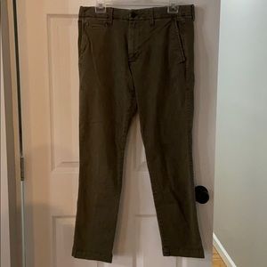 Gap men’s green chino